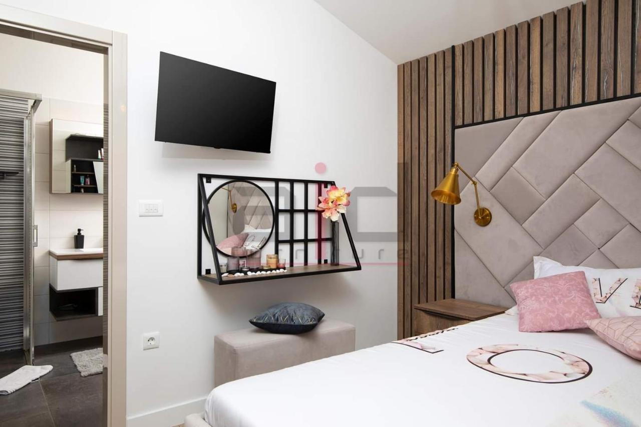 Апартаменти Pula Porta Aurea & Wellness Oasis Екстер'єр фото